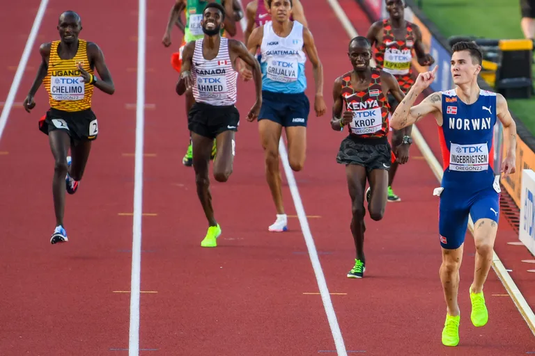 Men's 5000m final at 2022 World Athletics Championships (Eugene, Oregon).